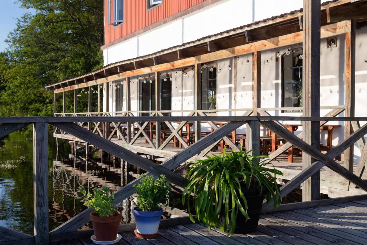 Upperud 9:9 Hotel Asensbruk Exterior photo